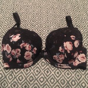 H&M lacy rose print bra